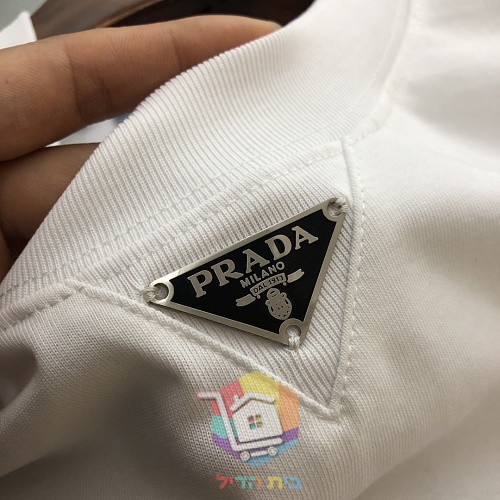 PRADA T-Shirt mit Dreieck-Logo 16