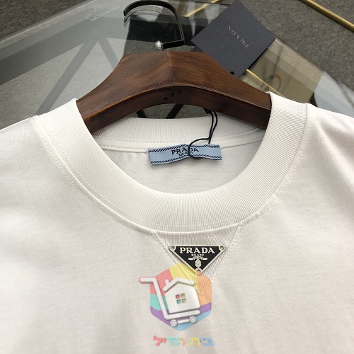 PRADA T-Shirt mit Dreieck-Logo 17