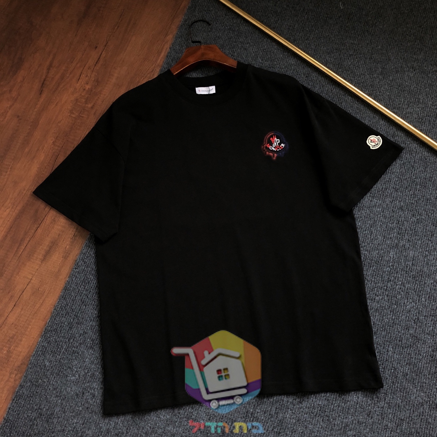 MONCLER T-Shirt mit gesticktem Logo