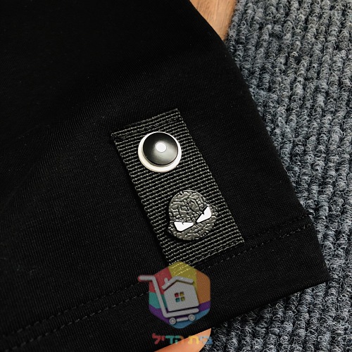 FENDI T-Shirt mit FF-Logo 14