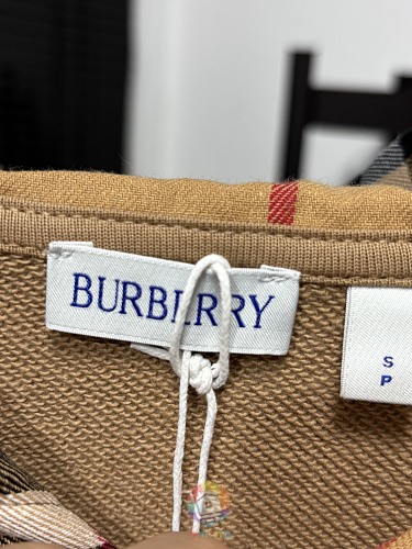 קפוצ'ון Burberry עם בטנת משבצות בקפוצ'ון, שחור, לבן או קאמל, תמונה 6