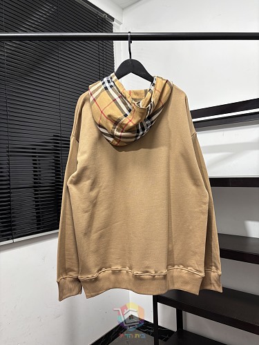 קפוצ'ון Burberry עם בטנת משבצות בקפוצ'ון, שחור, לבן או קאמל, תמונה 9