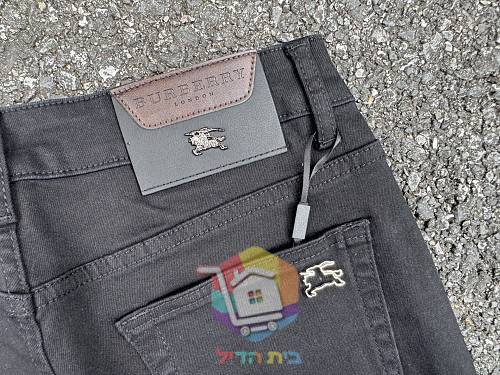 Jeans Burberry mit geradem Bein in Schwarz 2