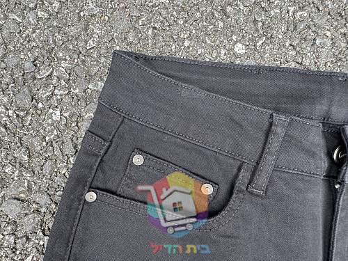 Jeans Burberry mit geradem Bein in Schwarz 6