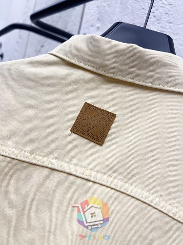 Denim-Set Louis Vuitton in Blassgelb, Jacke und Cargohose 5