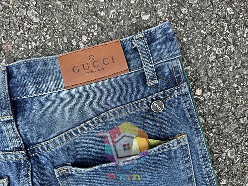 Jeans Gucci mit Seitenstreifen in zwei Farben 7