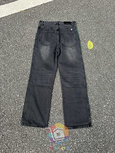 Jeans Gucci mit Seitenstreifen in zwei Farben 27