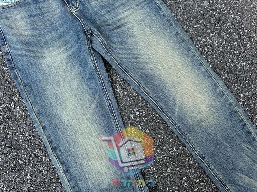 Straight-Jeans Balenciaga in gewaschener Optik 2