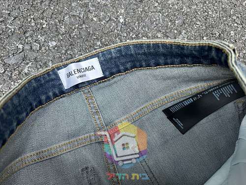 Straight-Jeans Balenciaga in gewaschener Optik 3