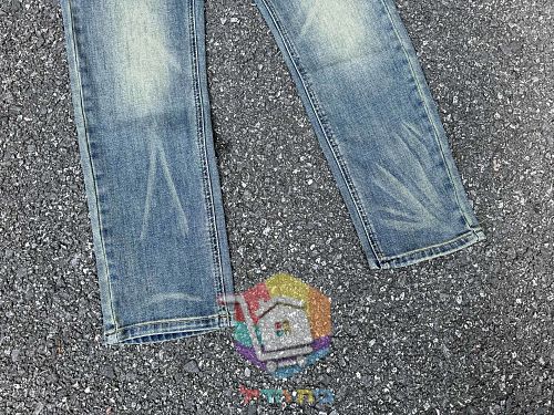 Straight-Jeans Balenciaga in gewaschener Optik 8