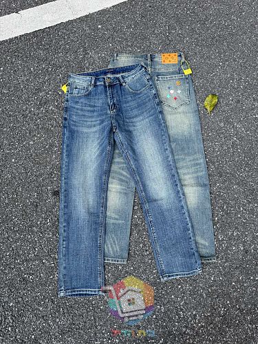 Straight-Jeans Louis Vuitton in gewaschener Optik 23