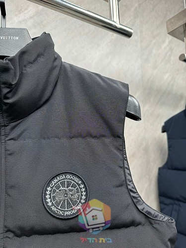 וסט פוך Canada Goose, שמנת, שחור 24