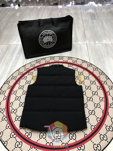 וסט פוך Canada Goose Freestyle בתשעה גוונים 14