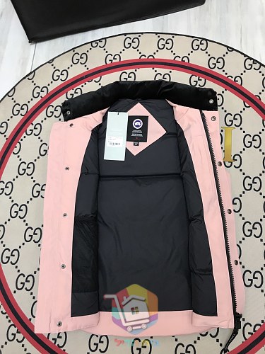 וסט פוך Canada Goose Freestyle בתשעה גוונים 26