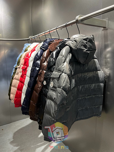 ז'קט פוך Moncler Maya מבריק בתשעה גוונים 20