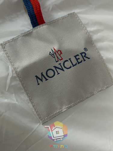 ז'קט פוך Moncler Maya מבריק בתשעה גוונים 21