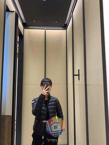 מעיל פוך קצר Moncler Lans לנשים, שחור, שמנת, ורוד 37