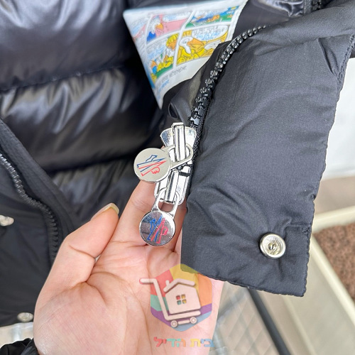 ז'קט פוך Moncler Maya 70 עם קפוצ'ון בשלושה גוונים 19