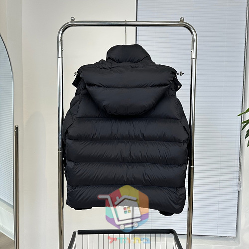 ז'קט פוך Moncler Maya 70 עם קפוצ'ון בשלושה גוונים 22