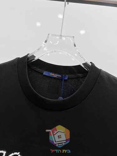 T-shirt Louis Vuitton con scritta ricamata, nero 6