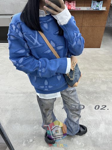 סוודר Louis Vuitton עם דוגמת לוגו בולטת, תכלת, כחול 15