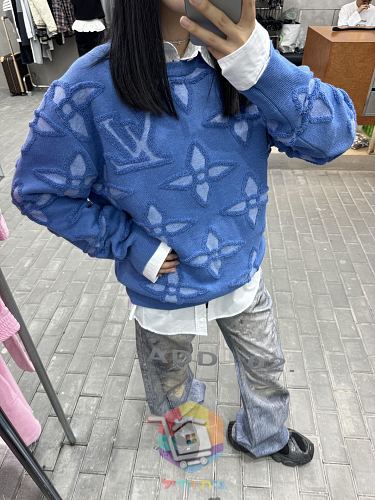 סוודר Louis Vuitton עם דוגמת לוגו בולטת, תכלת, כחול 21