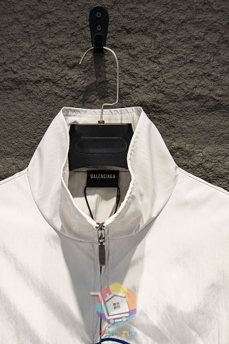 ז'קט טרנינג Balenciaga 3B Sports Icon בשלושה גוונים 8