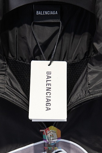 ז'קט טרנינג Balenciaga 3B Sports Icon בשלושה גוונים 39