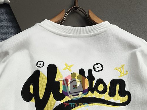 סווטשירט Louis Vuitton עם הדפס גרפי שחור, לבן 12