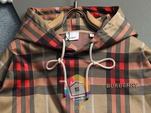 קפוצ'ון Burberry משובץ, בז', אפור 10