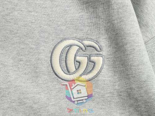 קפוצ'ון Gucci עם לוגו GG שחור, שמנת, אפור 29