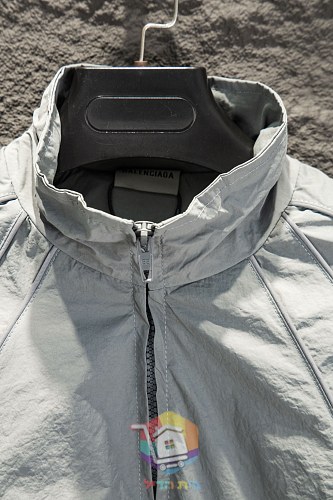 ג'קט Balenciaga ניילון אפור, כחול 11