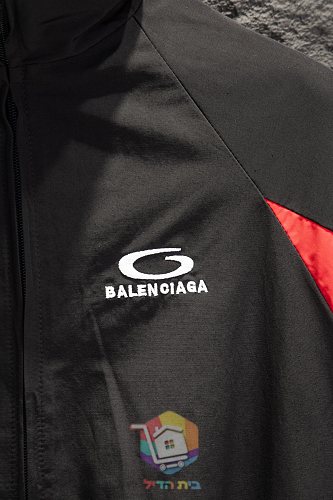 ג'קט Balenciaga x NBA שחור, אדום, לבן 15
