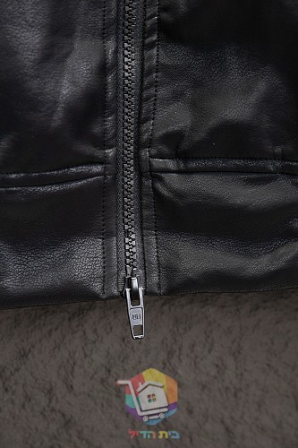 ג'קט עור Balenciaga שחור עם שוליים לבנים 13