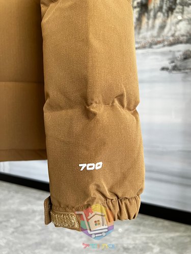 Piumino The North Face '92 Low-Fi Hi-Tek Nuptse, cinque colorazioni 6