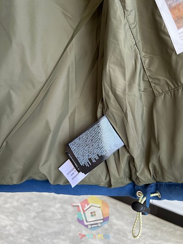 Piumino The North Face '92 Low-Fi Hi-Tek Nuptse, cinque colorazioni 29