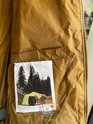 Piumino The North Face '92 Low-Fi Hi-Tek Nuptse, cinque colorazioni 39