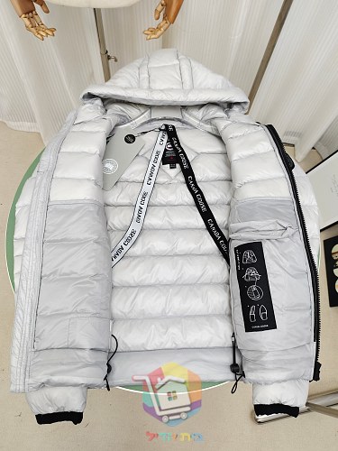 מעיל פוך Canada Goose Crofton Hoody בשישה גוונים 24