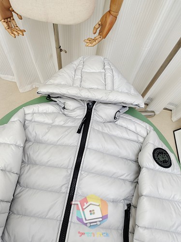 מעיל פוך Canada Goose Crofton Hoody בשישה גוונים 30