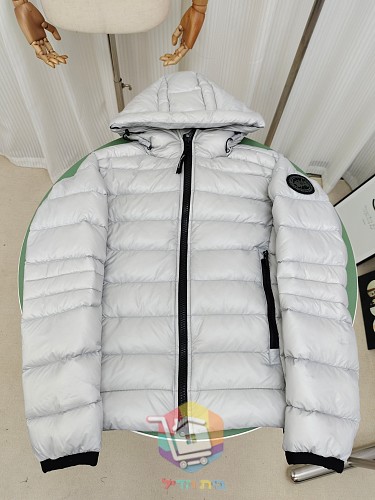 מעיל פוך Canada Goose Crofton Hoody בשישה גוונים 31