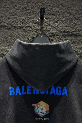 קפוצ'ון Balenciaga בשטיפה ישנה עם לוגו כחול, שחור 7