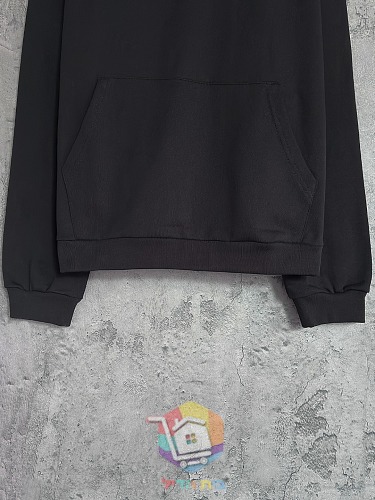 קפוצ'ון Balenciaga עם לוגו בגווני אדום, שחור 3