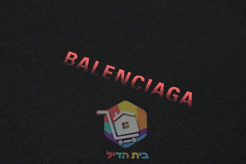 קפוצ'ון Balenciaga עם לוגו בגווני אדום, שחור 13