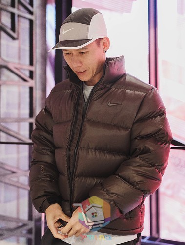 מעיל פוך Nike x NOCTA Sunset Puffer בארבעה גוונים 39