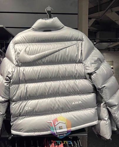 מעיל פוך Nike x NOCTA Sunset Puffer בארבעה גוונים 57