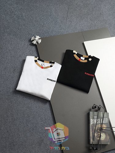 Sweat Burberry à col carreaux, noir ou blanc 23