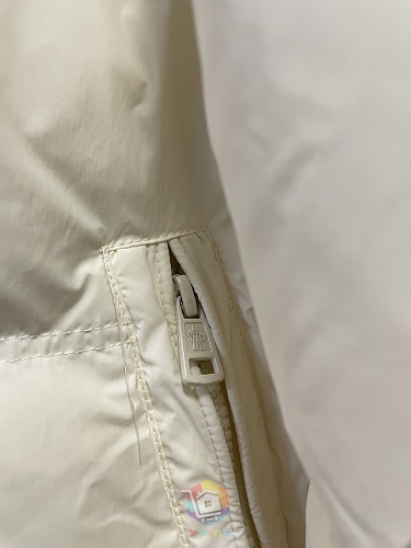 מעיל פוך Moncler Bouvaque עם צווארון עומד ופס בחזה, לבן, כחול כהה או שחור, תמונה 18