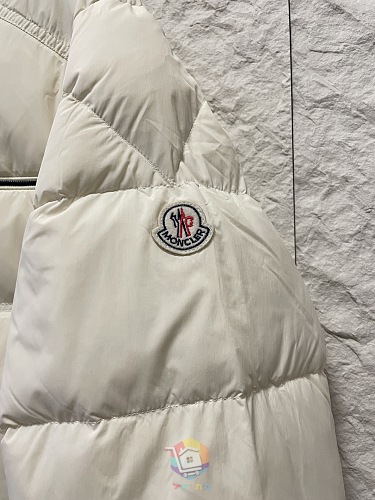 מעיל פוך Moncler Bouvaque עם צווארון עומד ופס בחזה, לבן, כחול כהה או שחור, תמונה 19