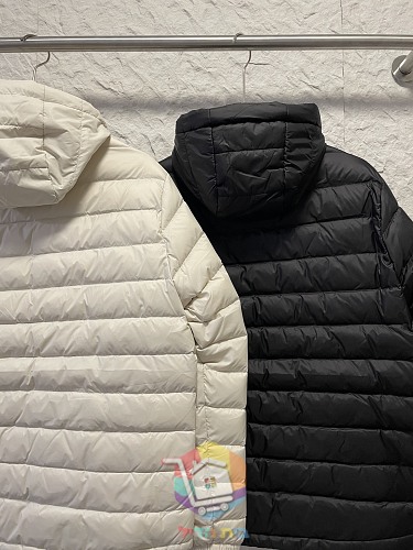 מעיל פוך קל Canada Goose עם ברדס, שמנת, שחור 6