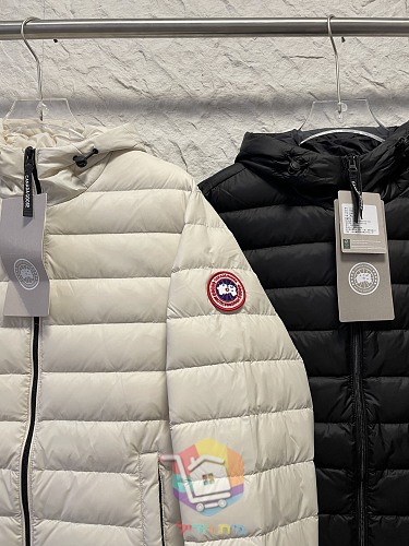מעיל פוך קל Canada Goose עם ברדס, שמנת, שחור 9